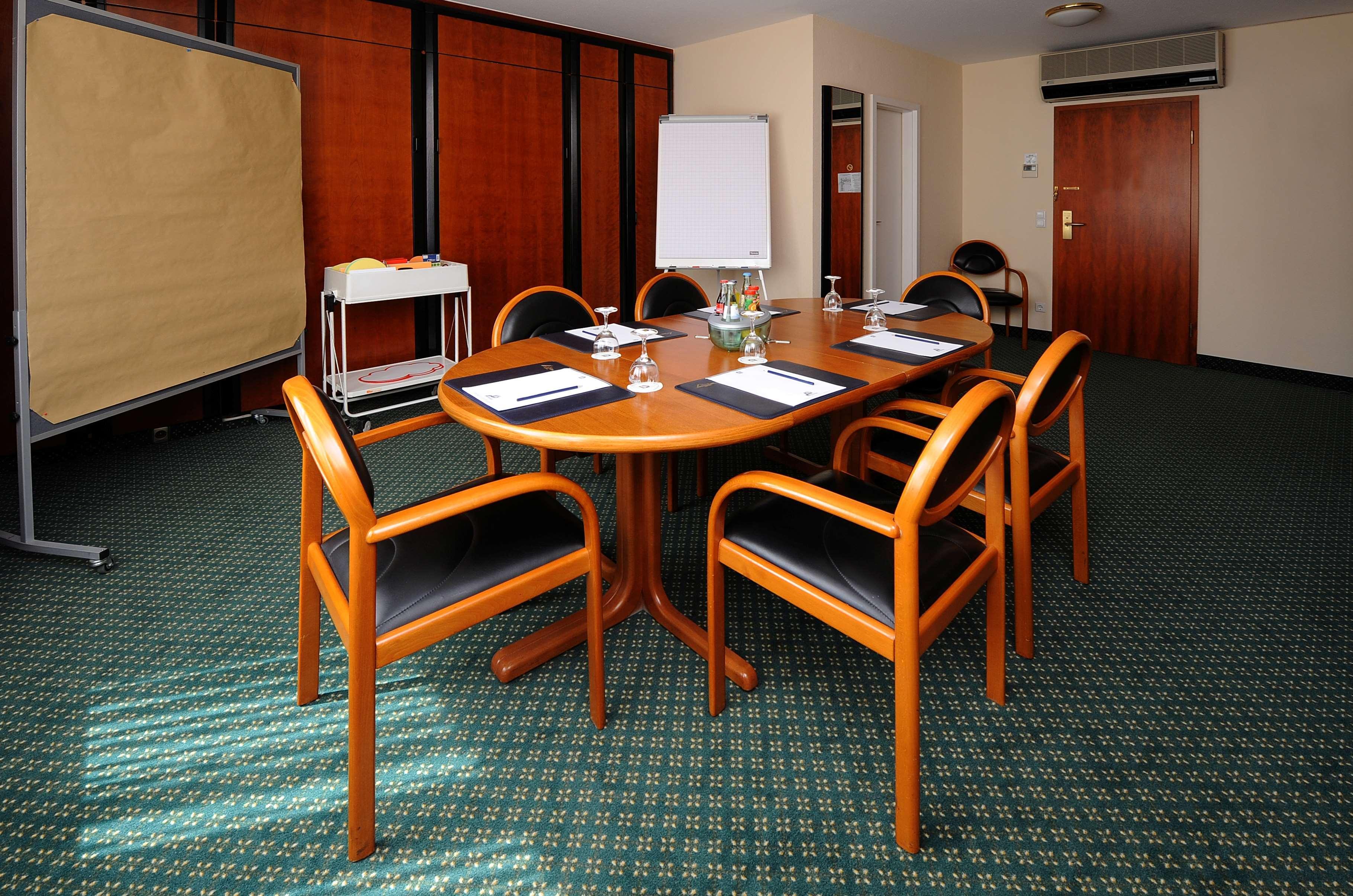 Best Western Plus Delta Park Hotel Mannheim Ngoại thất bức ảnh